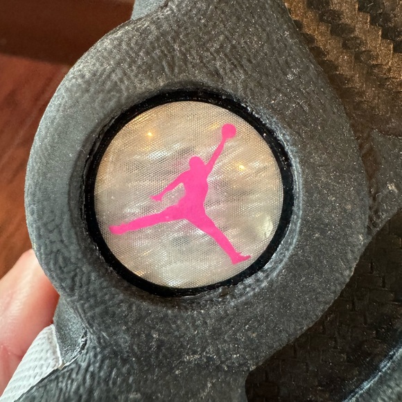 Girls Jordan Basketball Shoes - Picture 2 of 16